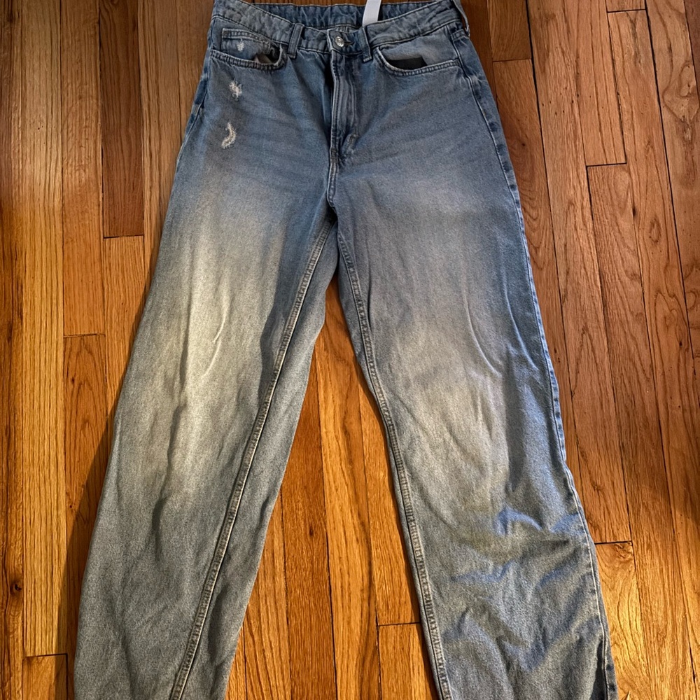 H&M Blue Straight Leg Jeans with Vintage-Inspired Wash